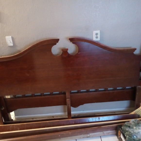 Everything - Picture 9 of 11